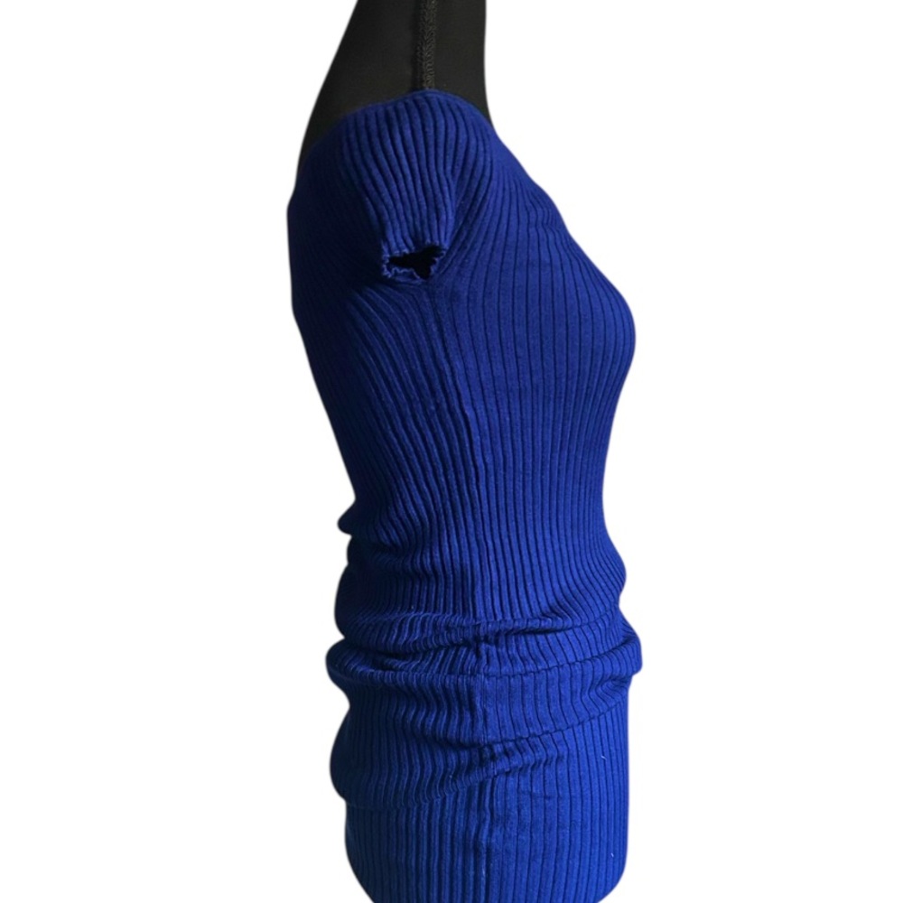 5/25$ ✨ Off-the-Shoulder Blue Ribbed Dress - Picture 5 of 8